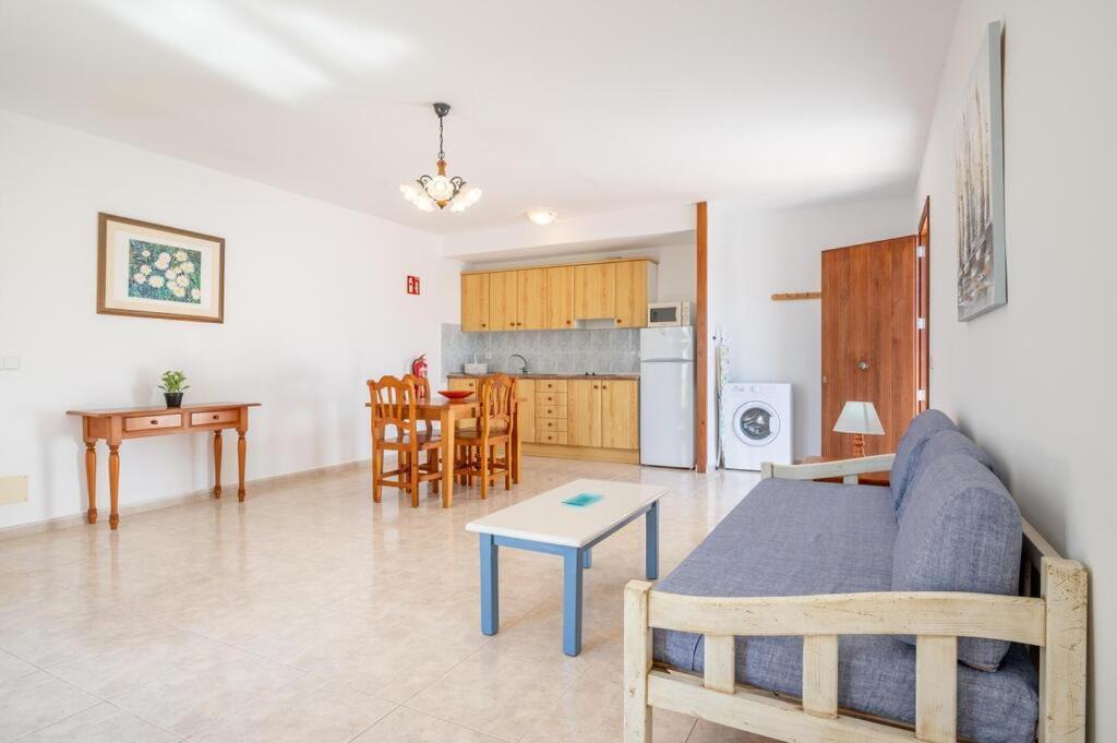 פלניטקס Apartamentos Karin 2°E מראה חיצוני תמונה